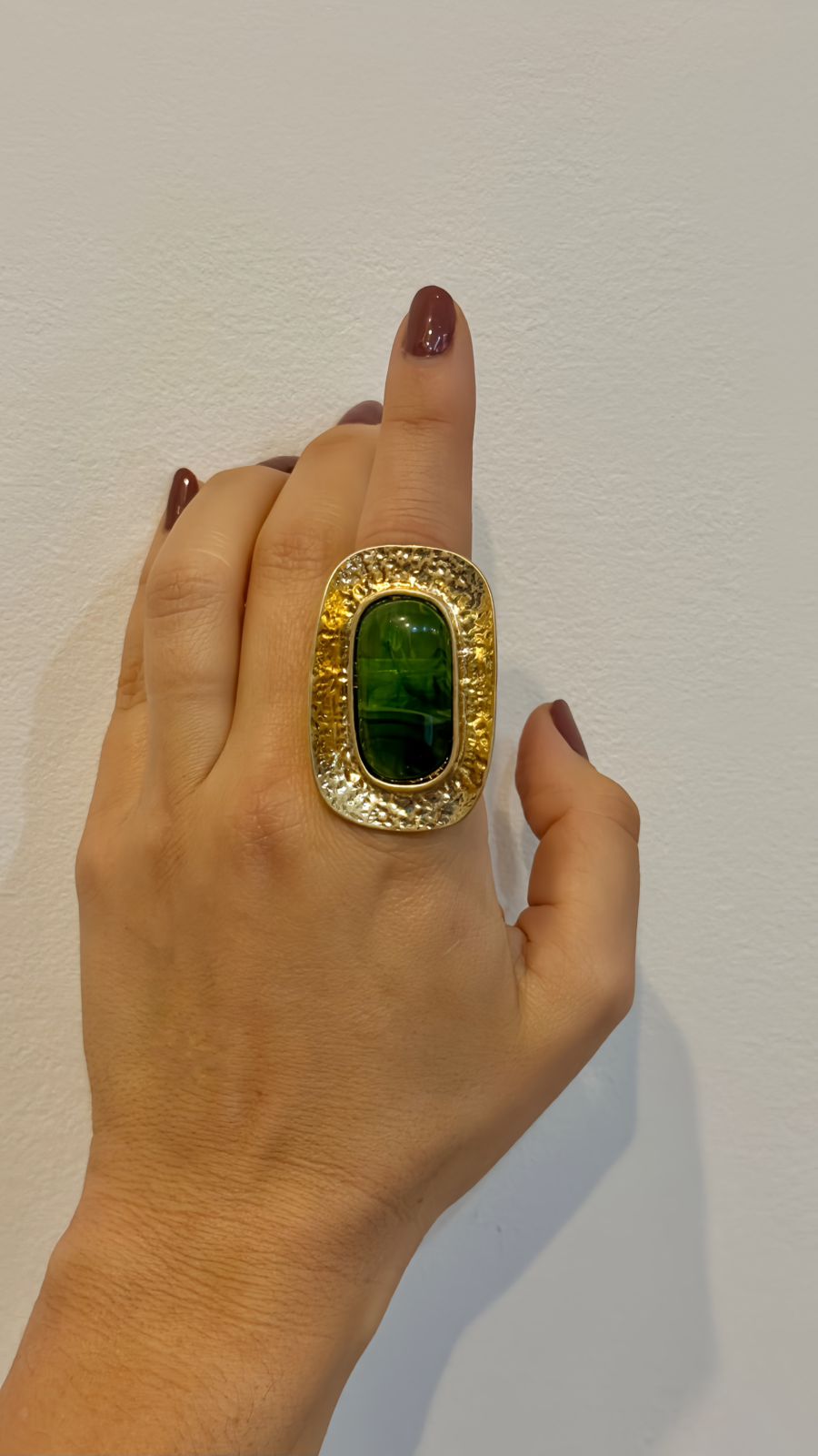  Anel Esmeralda Nobre