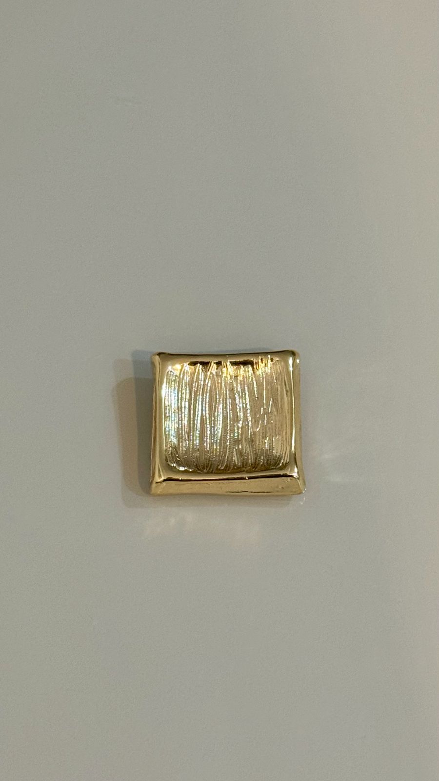Broche Golden Frame 