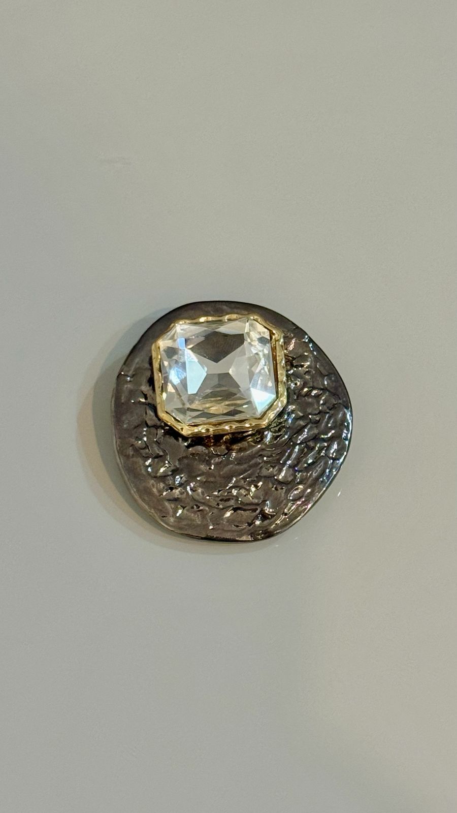 Broche Lunar Crystal 